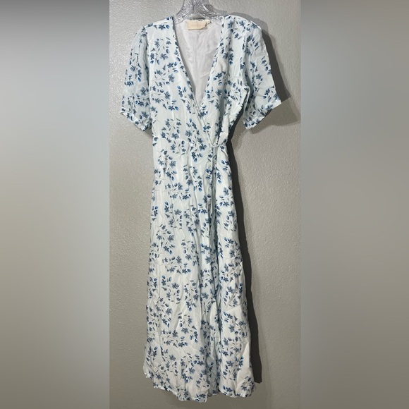 NWOT - Reistor Summer Rains Wrap Dress - Size L - Picture 2 of 4